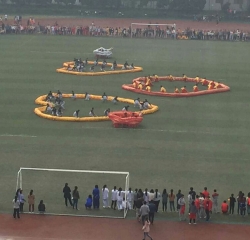 校运会龙狮表演